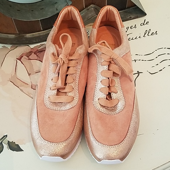 johnston and murphy tennis shoes